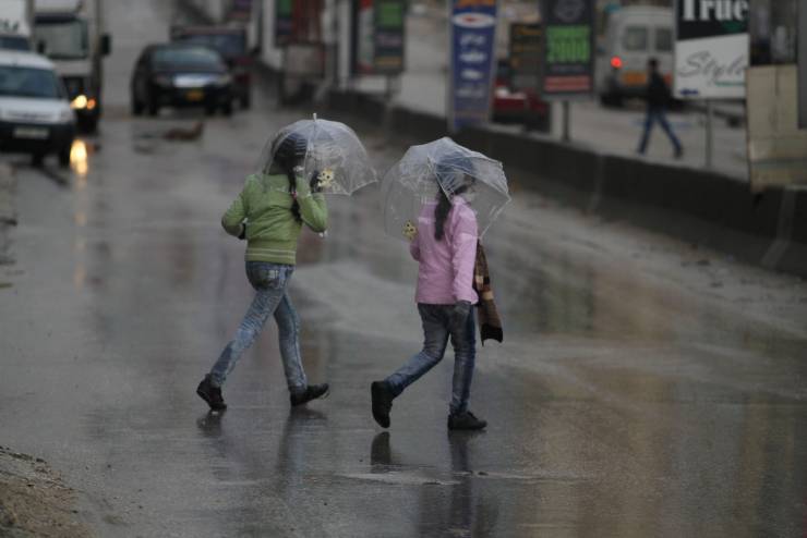 جبهتان هوائيتان وأمطار غزيرة وزخات من البرد الايام المقبلة