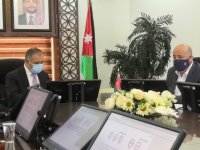 وزير العمل لنقيب المقاولين: ندرس اعتبار قطاع المقاولات متضررا من جائحة كورونا