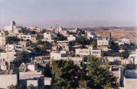 مستوطنون يشرعون باقامة مستوطنة جديدة على تلال حلحول