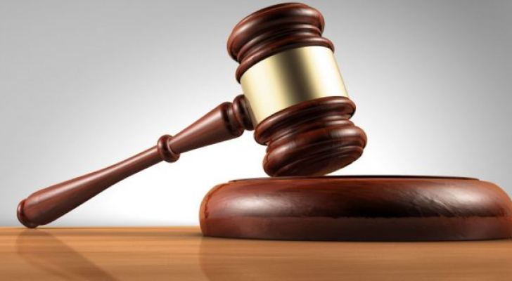 اجتماع حاسم بين وزير العدل ونقيب المحامين حول تداعيات أمر الدفاع 21