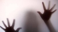 الحكم على شخص بالحبس 5 سنوات لتحرشه بإمرأة جسديا بمستشفى حكومي
