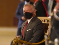 بالصور والتفاصيل .. الملك  يستمع إلى رد مجلس الأمة على خطاب العرش السامي