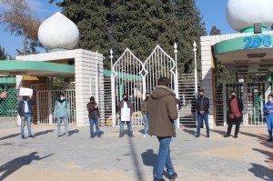 وقفة احتجاجية لطلبة الأردنية رفضاً لقرار تقديم موعد تسديد الرسوم