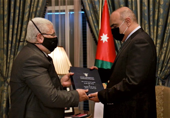 الخصاونة يتسلم نسخة من تقرير المركز الوطني لحقوق الإنسان