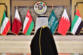 ما قبل القمة... وزراء يبحثون تسوية "الأزمة الخليجة"