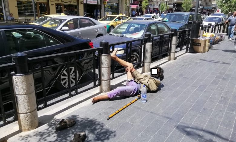 مشردو وسط البلد.. من يفتح الملف؟ .. أحدهم يتوعد بقصف اسرائيل بالنووي وآخر يتحدى بروسلي..!