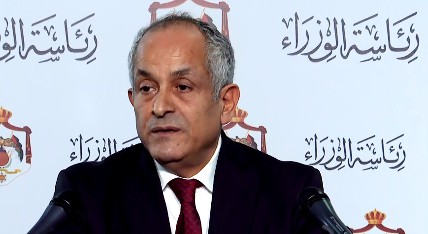 الحكومة: استمرار حظر الجمعة