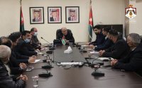 لجنة لدراسة أوضاع التكسي الأصفر