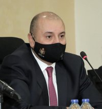 العودات يدعو لعقد "جلسة الثقة" الأحد