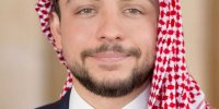 ولي العهد يعزي عشيرة العضايلة
