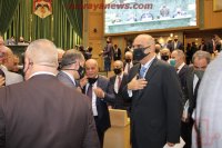 الخصاونة: اتفاقيات الطاقة ليست "مقدسة" وتخضع للمراجعة