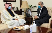 وزير الداخلية للسفير القطري: حريصون على تقديم الرعاية للقطريين في الاردن