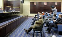 صحة الأعيان تعرض خطة تنظيم وإصلاح القطاع الصحي لـ5 سنوات