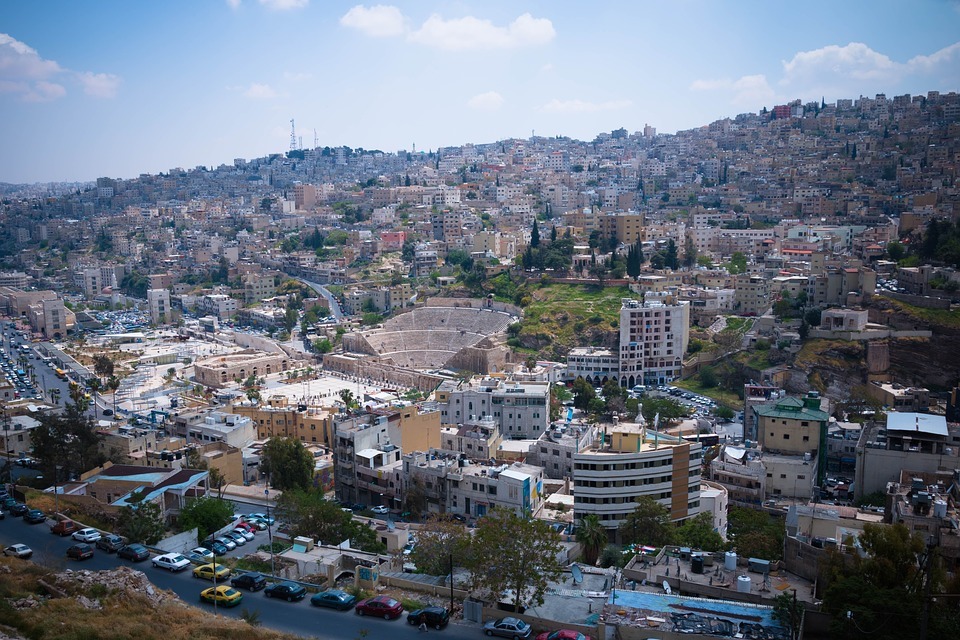الحرارة تستمر أعلى من معدلاتها