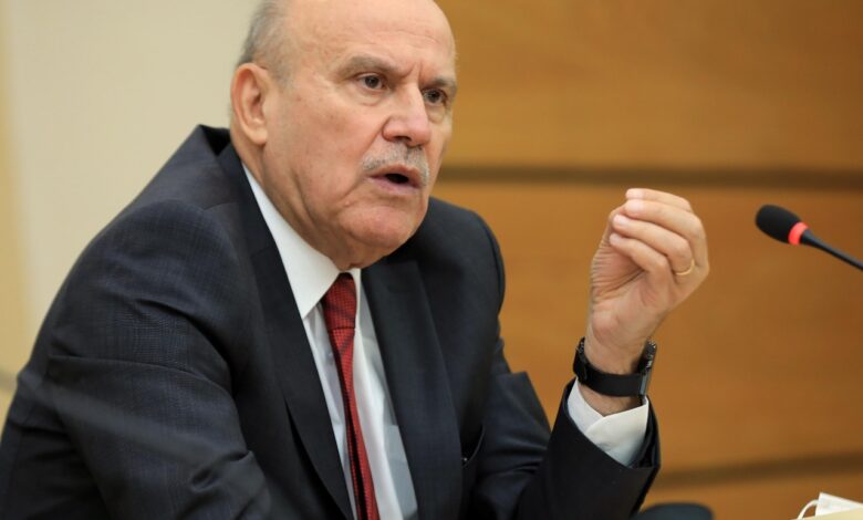 المجالي يسلم الخصاونة مذكرة بمطالب نواب محافظة الكرك