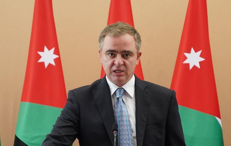 وزير الشباب يهنئ الوحدات