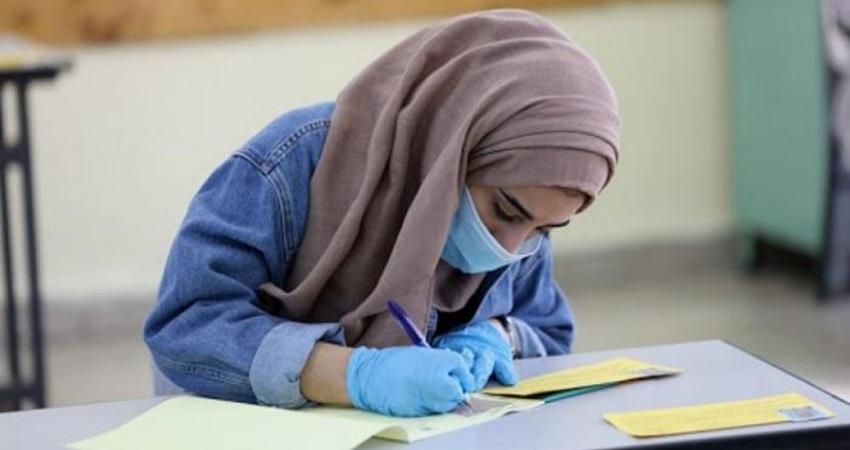 58 مصابا بكورونا لم يقدّموا امتحان تكميلي الأربعاء