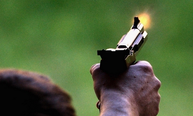 القبض على شخص قتل زوجته وابنه في الرصيفة