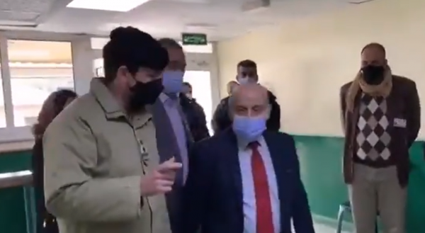 ولي العهد يتفقد مركز لقاحات كورونا بمستشفى الجامعة (فيديو)