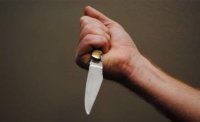 مقتل عشريني طعنا على يد والده في اليادودة