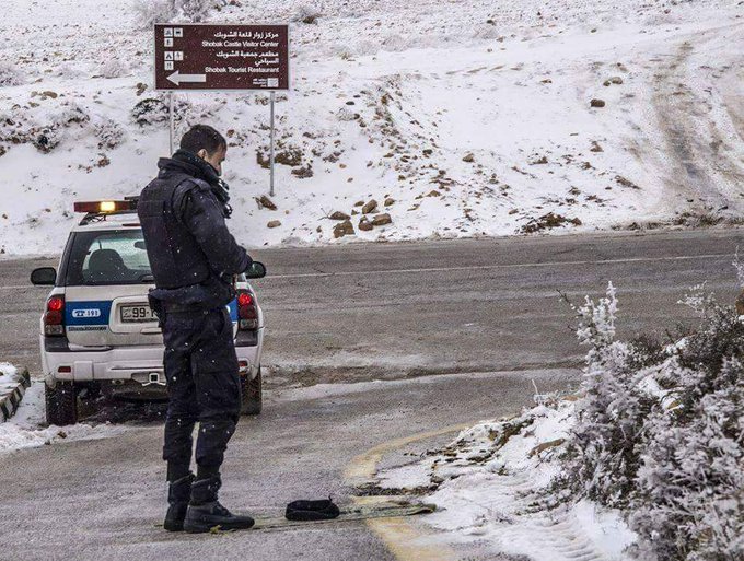 بدء تساقط الثلوج على المرتفعات