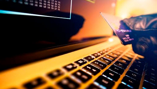 القبض على محتالين بشراء المركبات عبر مواقع الكترونية