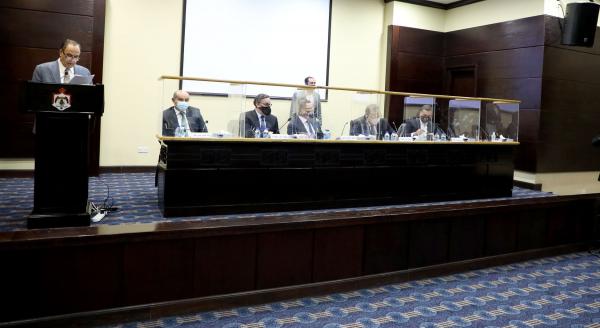 مالية الأعيان تبحث سُبل دعم البيئة القانونية للاستثمار