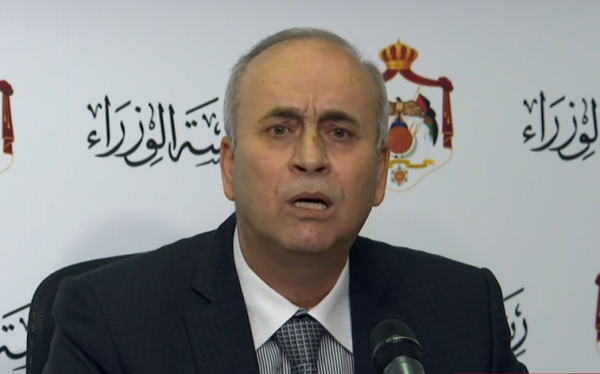 أبو علي للمدراء: انجزوا المعاملات بسهولة