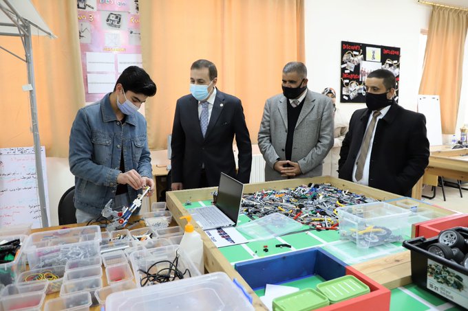 النعيمي يؤكد حرص القيادة الهاشمية على الاهتمام بالطلبة المتميزين