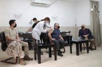 هذا ما شعر به الملك من أعراض بعد تلقيه لقاح كورونا