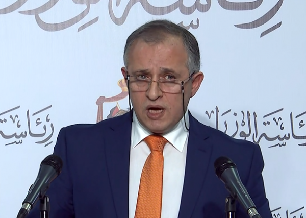 القطامين يمدد دوام الأحد لجميع مديريات ومكاتب العمل حتى 6 مساء 