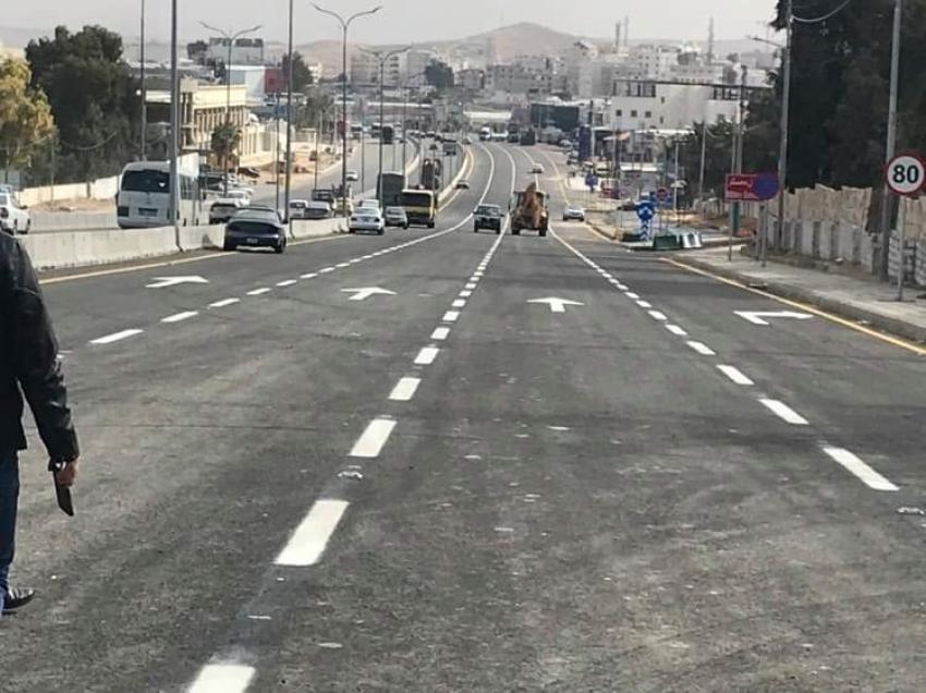 الأشغال تنهي جزءا من المرحلة الثالثة لمشروع باص عمان الزرقاء السريع