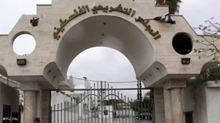 90 ألف فلسطيني سجلوا أسماءهم في سجل الناخبين