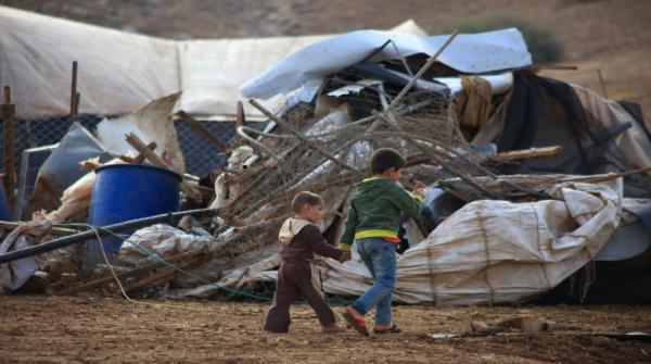 الاحتلال يفكك خيام فلسطينيين في الأغوار الشمالية
