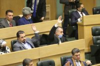 النواب يخالف “قانونيته” ويرفض اعتبار موظفي الأراضي ضابطة عدلية