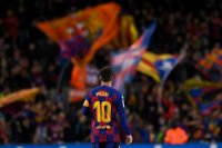 برشلونة يخشى رحيل 3 من نجومه مجانا