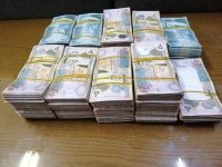 الحكومة تنفي زيادة رواتب مجلس هيئة مكافحة الفساد