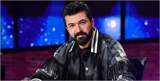 سيف نبيل يرقص مع إحدى معجباته في الشارع