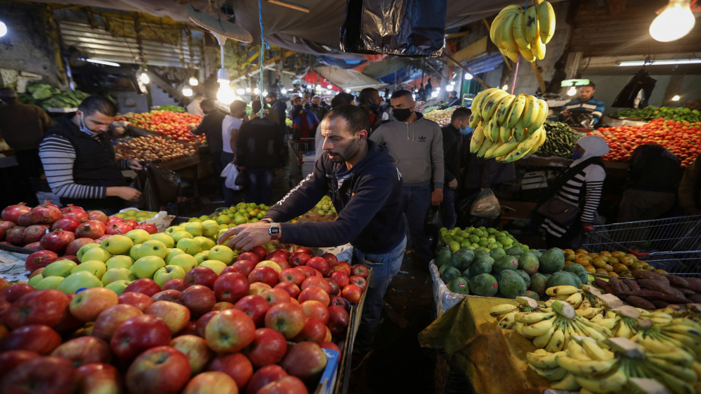 1200 طن خضار وفواكه استقبلها سوق إربد المركزي الأحد