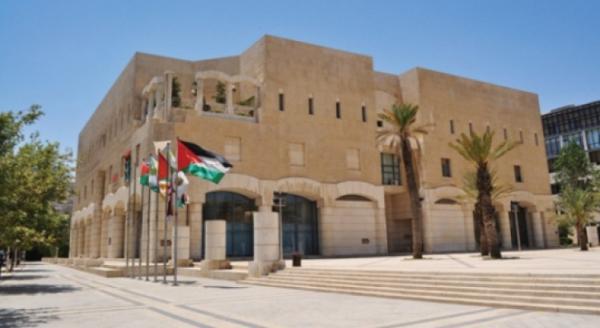 انذار 86 منشأة في عمان
