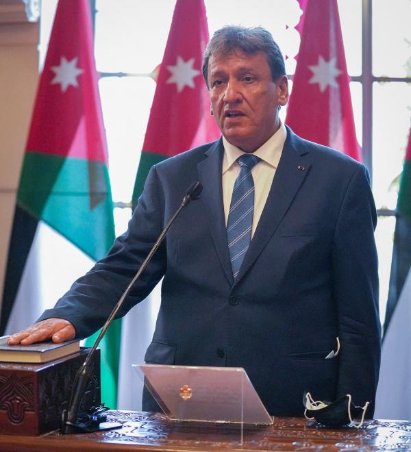 وزير النقل والسفير المصري يؤكدان ضرورة تعزيز حركة النقل بين البلدين