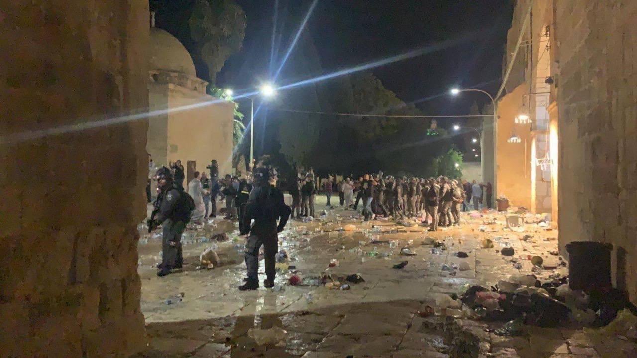 الصفدي: اقتحام الأقصى تصرف همجي ومرفوض