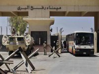 بدء توافد جرحى فلسطين إلى مصر بعد فتح معبر رفح