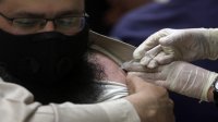 دير علا.. اعتماد مدرستي معدي والبلاونة لاخذ اللقاح