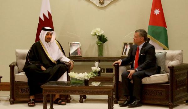 الملك وأمير قطر يؤكدان ضرورة وضع حد للانتهاكات الصهيونية الاستفزازية