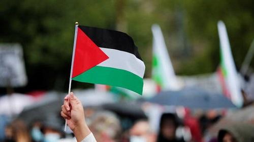 مهرجان صهيوني عربي يدعو إلى السلام!