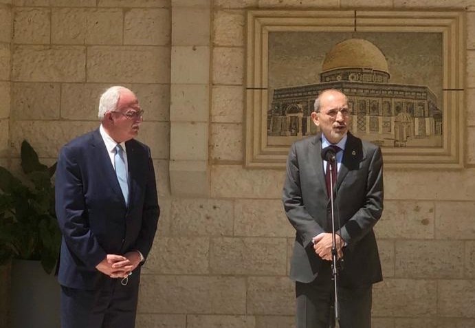 الصفدي : ترحيل الفلسطينيين من بيوتهم سيشكل جريمة حرب