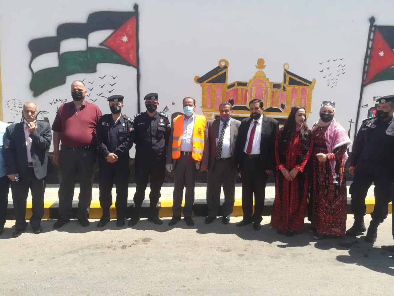 بالصور .. اكبر جداريه بمناسبه عيد الاستقلال 75