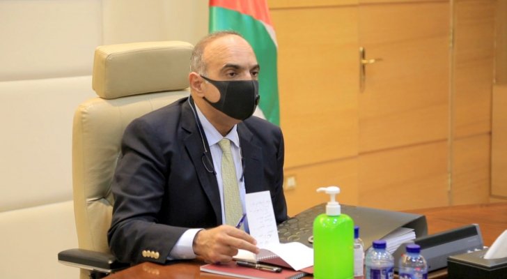  الخصاونة للملك: نقاوم الضغوط والمحاولات البائسة