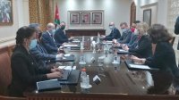 وزير الخارجية يبحث مستجدات الإقليم مع لجنة من مجلس الأمة الفرنسي